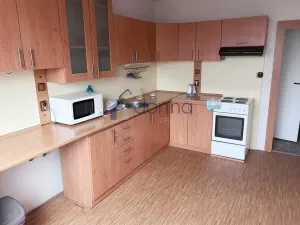 Pronájem bytu 3+1, Praha, Čenětická, 72 m2