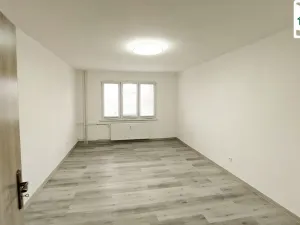 Pronájem bytu 3+1, Cheb, U Stadionu, 76 m2