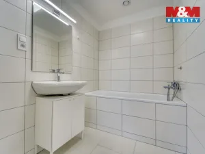 Prodej bytu 3+kk, Plzeň, V Zahrádkách, 57 m2