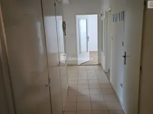 Pronájem bytu 2+1, Praha - Podolí, Podolská, 64 m2