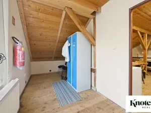 Pronájem výrobních prostor, Račice-Pístovice, 479 m2