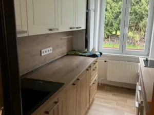 Prodej bytu 3+1, Nespeky, Benešovská, 77 m2