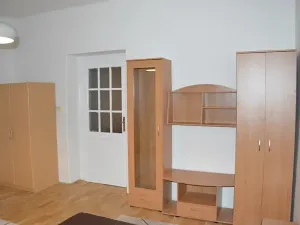 Pronájem bytu 2+kk, Praha - Břevnov, U Hvězdy, 45 m2