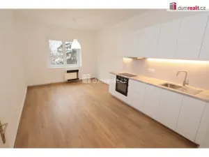 Pronájem bytu 2+kk, Praha - Vinohrady, Mrštíkova, 57 m2