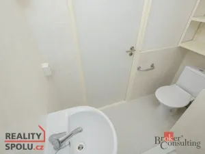 Pronájem bytu 1+1, Jablonec nad Nisou, Jizerská, 40 m2