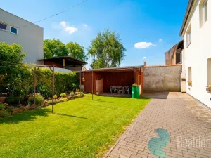 Prodej bytu 1+1, Lišov, třída 5. května, 42 m2