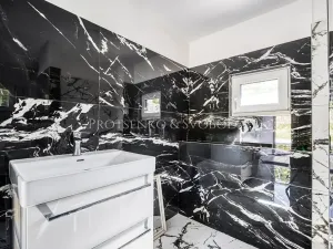 Prodej ubytování, Český Krumlov, 186 m2