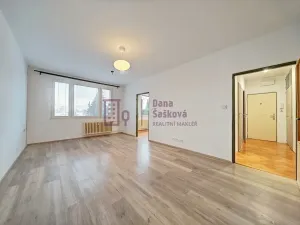Pronájem bytu 2+1, Jindřichův Hradec, sídliště Vajgar, 62 m2