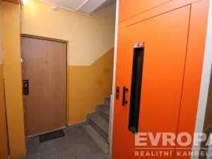 Pronájem bytu 2+1, Plzeň, Luďka Pika, 61 m2