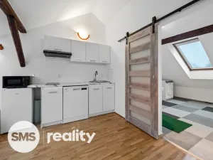 Pronájem bytu 1+kk, Brno - Židenice, Čejkova, 62 m2