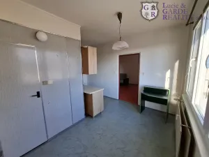 Pronájem bytu 1+1, Tábor, Helsinská, 43 m2