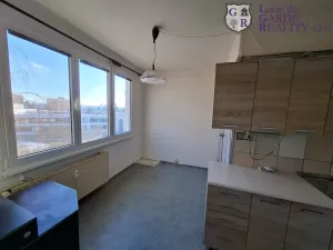 Pronájem bytu 1+1, Tábor, Helsinská, 43 m2