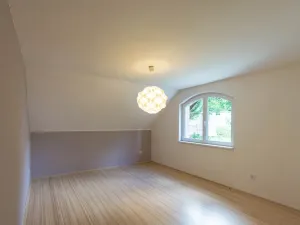 Prodej rodinného domu, Praha - Radotín, Na Viničkách, 200 m2