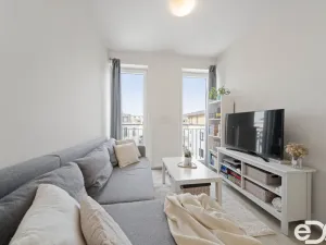 Prodej bytu 2+kk, Hradec Králové, Antonína Petrofa, 39 m2