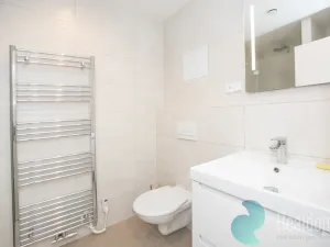 Pronájem bytu 2+kk, Praha, Na moklině, 51 m2