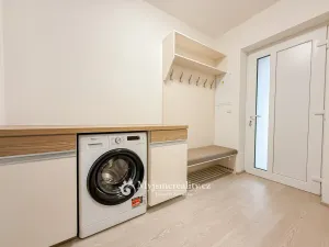 Pronájem bytu 1+kk, Zlín, Pod Hradem I, 31 m2