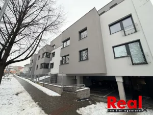 Pronájem bytu 1+kk, Brno - Židenice, Vančurova, 30 m2