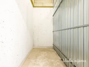 Pronájem bytu 1+kk, Praha - Hostivař, Nurmiho, 40 m2