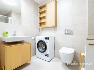 Pronájem bytu 1+kk, Praha - Hostivař, Nurmiho, 40 m2
