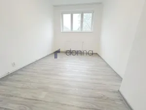 Pronájem bytu 2+kk, Praha, Neveklovská, 45 m2