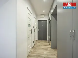 Pronájem bytu 2+1, Kralupy nad Vltavou - Lobeček, Předmostí, 54 m2