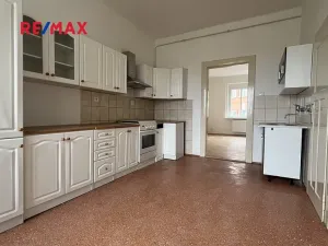 Pronájem bytu 2+1, Kladno, Poštovní náměstí, 63 m2