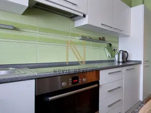 Pronájem bytu 3+1, Horažďovice, Husovo náměstí, 74 m2