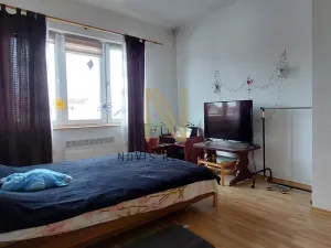 Pronájem bytu 3+1, Horažďovice, Husovo náměstí, 74 m2