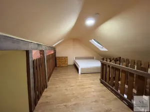 Pronájem bytu 2+kk, Karlovy Vary, Závodu míru, 68 m2