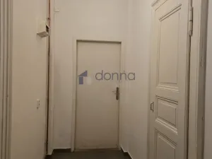 Pronájem bytu 1+kk, Praha, Spálená, 30 m2