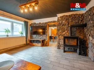 Prodej rodinného domu, Zvěstov, 217 m2