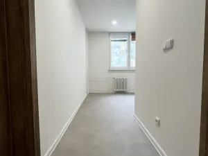 Pronájem bytu 1+1, Opava, Edvarda Beneše, 30 m2