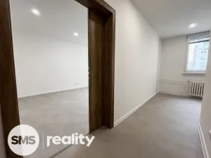 Pronájem bytu 1+1, Opava, Edvarda Beneše, 30 m2