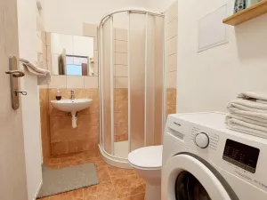 Pronájem bytu 1+kk, Valašské Meziříčí, Husova, 33 m2