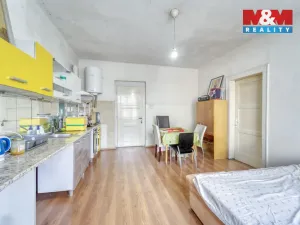 Prodej rodinného domu, Kožlany, Pražská, 100 m2