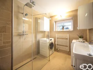 Prodej rodinného domu, Kostomlátky, 5. května, 176 m2