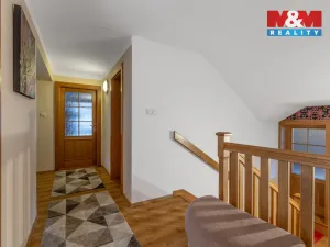 Prodej rodinného domu, Dolní Lomná, 240 m2