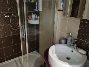 Prodej bytu 2+kk, Kladno - Kročehlavy, Na růžovém poli, 42 m2