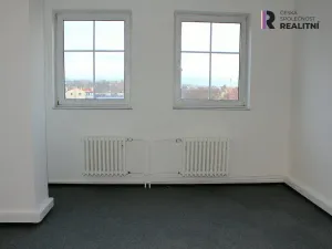 Pronájem kanceláře, Karlovy Vary, T. G. Masaryka, 133 m2