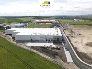 Pronájem výrobních prostor, Ovčáry, 12000 m2