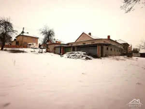 Prodej rodinného domu, Rozsochy, 371 m2