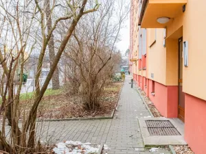 Pronájem bytu 3+1, Praha - Vokovice, Arabská, 70 m2