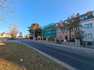 Pronájem bytu 2+kk, Praha - Kobylisy, Uzavřená, 48 m2