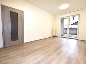 Prodej bytu 2+kk, Praha - Vršovice, Petrohradská, 114 m2