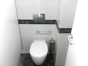 Pronájem kanceláře, Hradec Králové, Bratří Štefanů, 364 m2