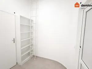 Pronájem obchodního prostoru, Ostrava, Výškovická, 19 m2