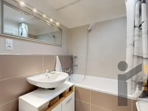 Prodej bytu 2+kk, Praha - Letňany, Hlučkova, 63 m2