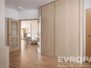 Prodej bytu 3+1, Praha, 133 m2