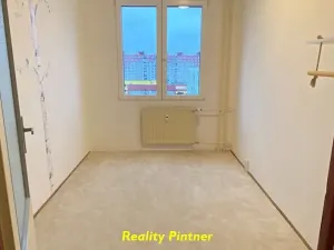 Prodej bytu 3+1, Plzeň, Strážnická, 70 m2