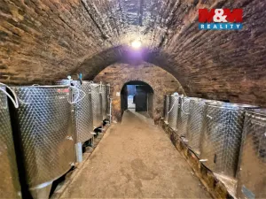 Prodej vinného sklepa, Perná, 125 m2